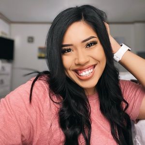 Meet your Posher, Danette